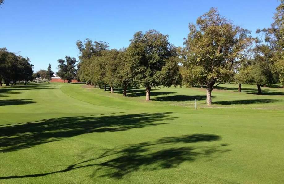 You are currently viewing Embleton Parents & Kids 2B – 9 Holes